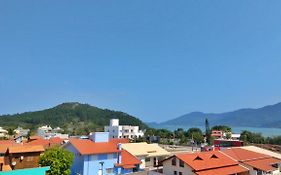 Lindo e aconchegante apartamento a poucos mts da Praia Grande - Governador Celso Ramos